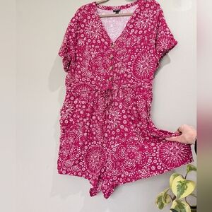 torrid Raspberry & White Floral Print Romper